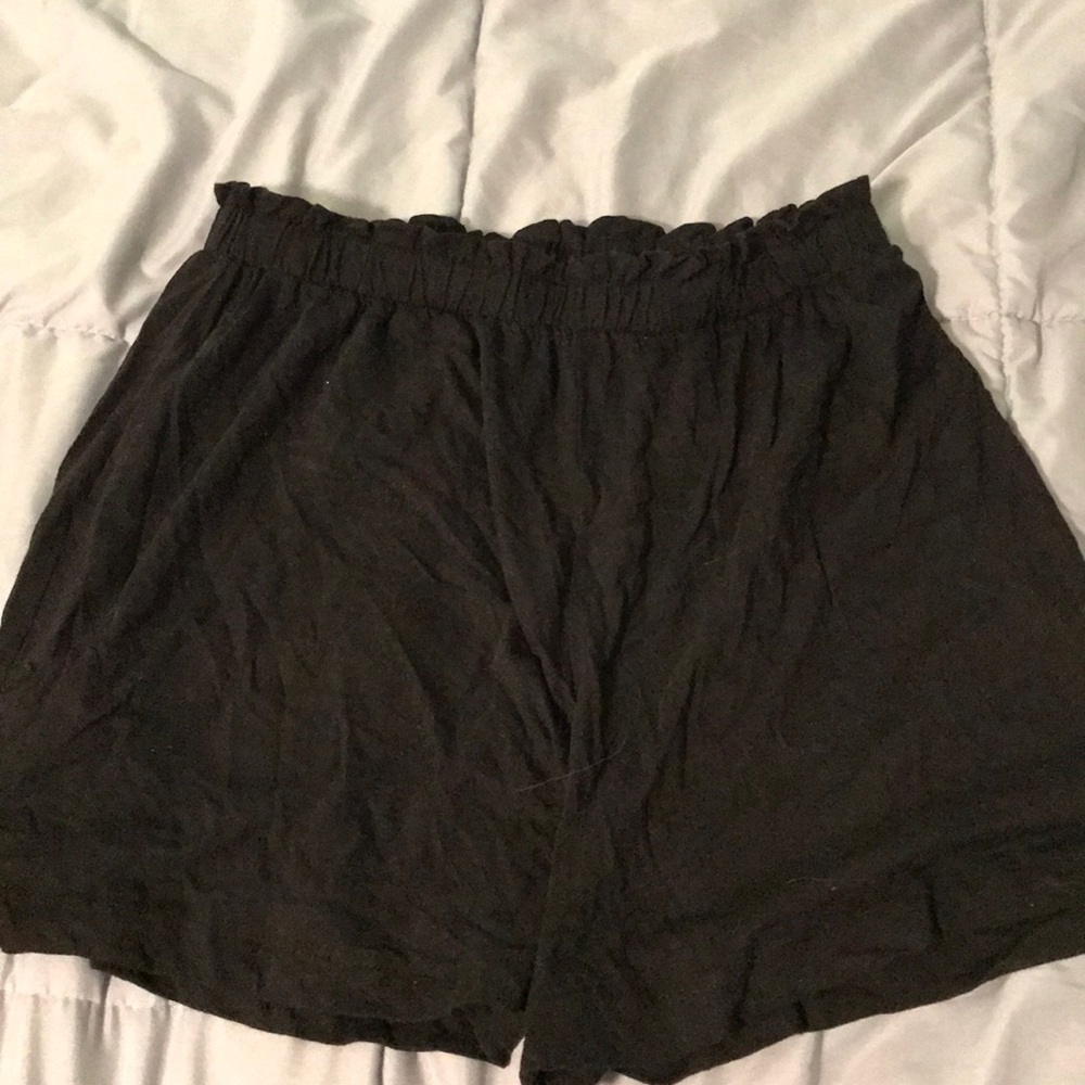 H&M flowy shorts